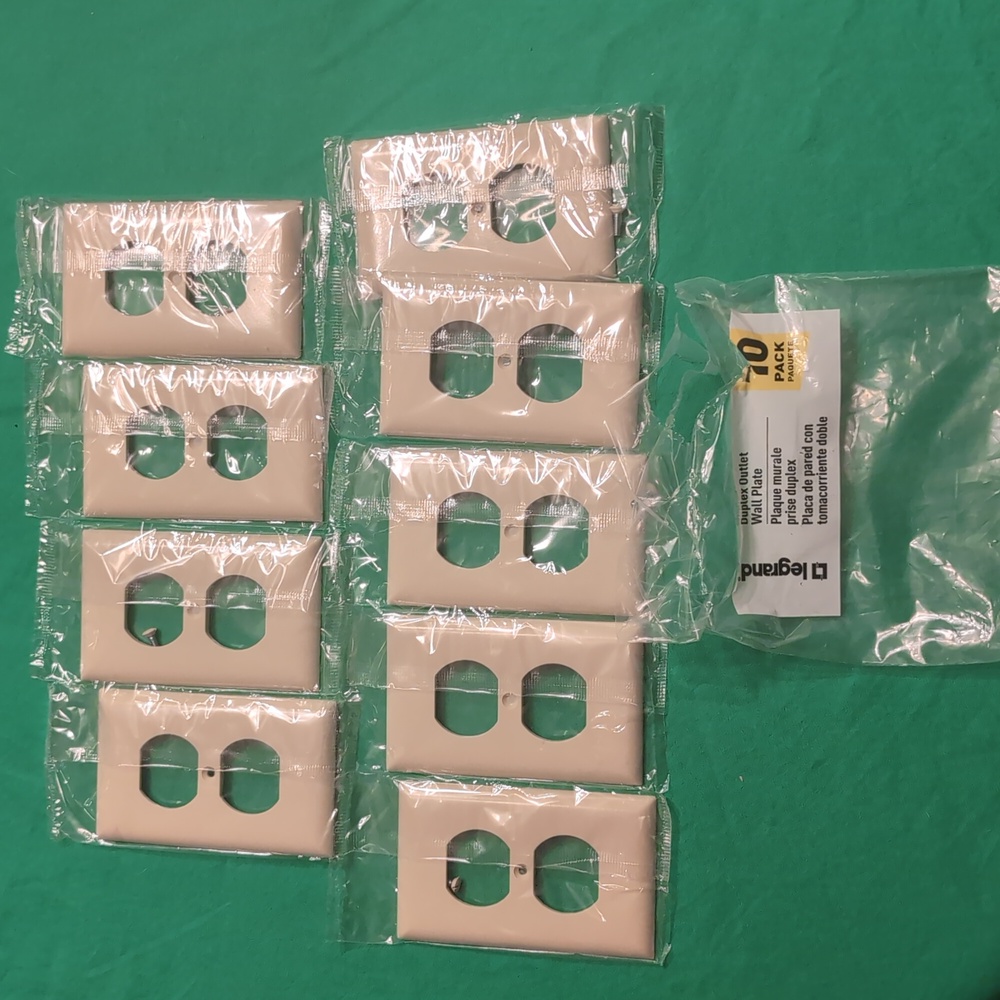 Legrand Duplex Outlet Wall Plate Ivory Bundle of 9 New